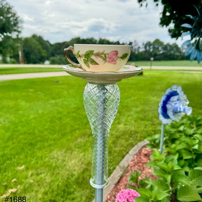 Grandma’s Rose Garden Bird Feeder (#1688)