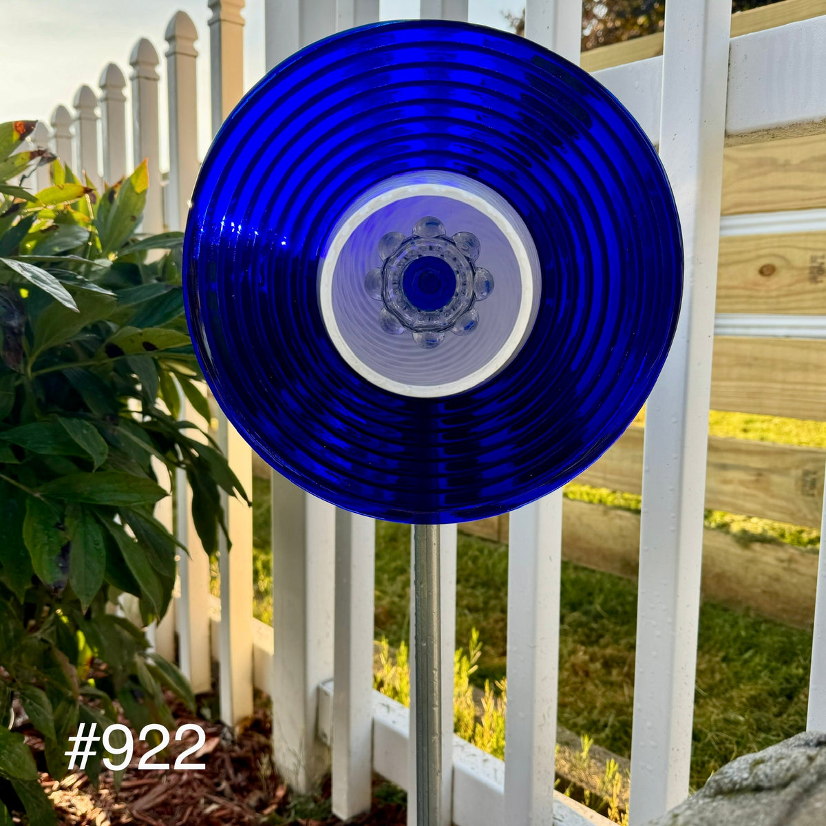 Cobalt Blue/White Glass Garden Flower (#922)