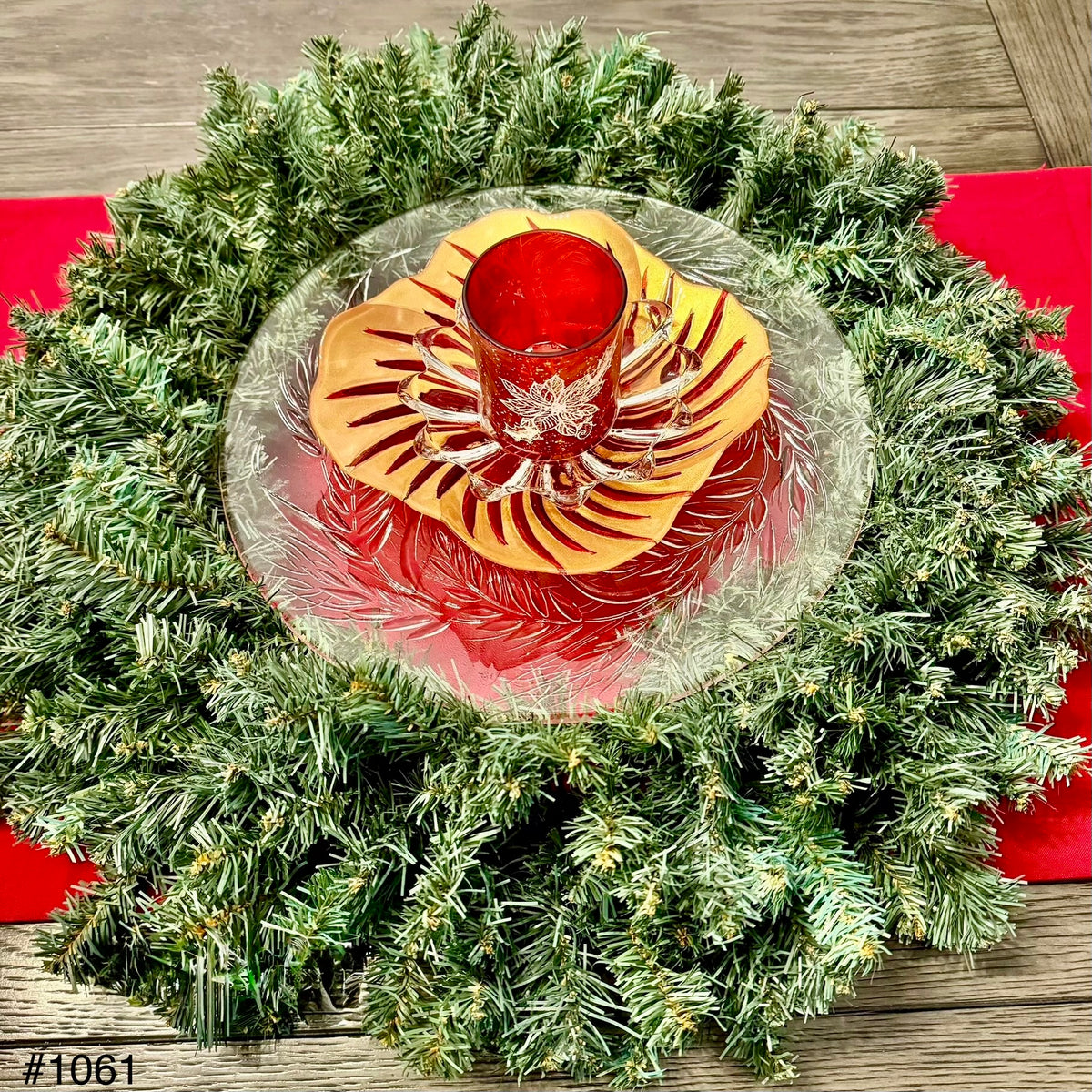 Gold/Red Swirl Christmas Centerpiece (#1061)