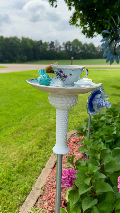Bluebird Tea Garden Bird Feeder (#1682)