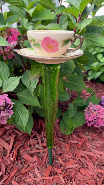 Desert Rose Cafe Bird Feeder (#1689)