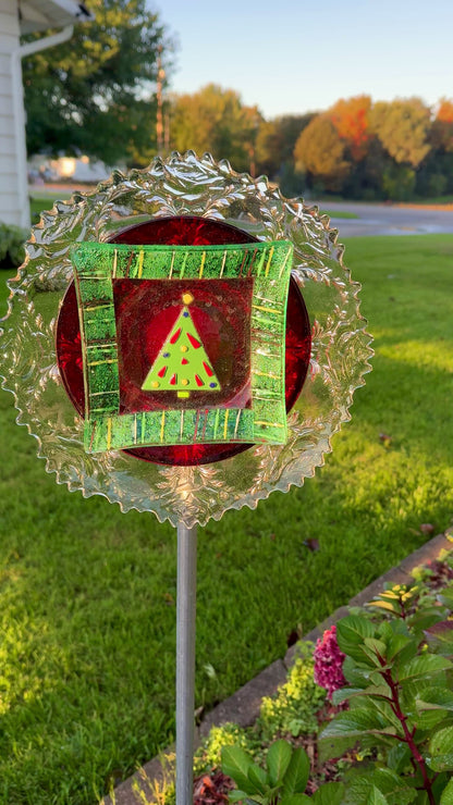 Clear/Red/Green Glass Garden Flower (#1830)